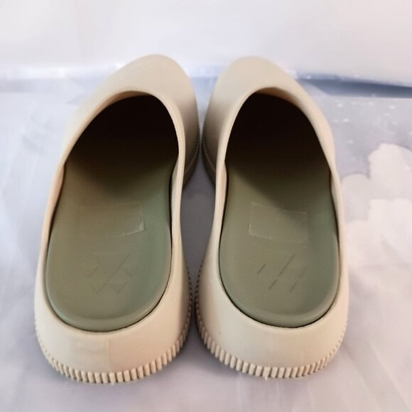 Cougar Sven Sand Slip On Round Toe Comfort Clogs Size 10 Luxmotion Comfort - Picture 8 of 9